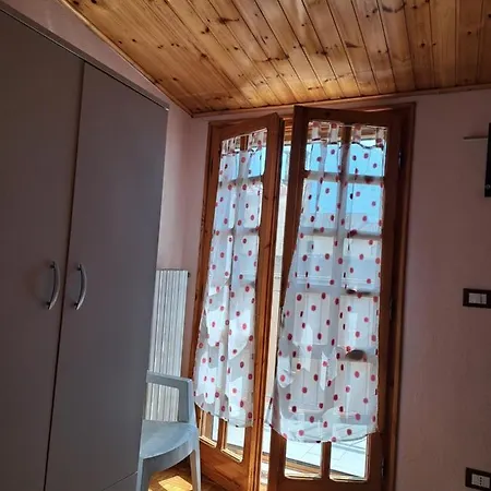 La Casina Da Semmy Bed and Breakfast