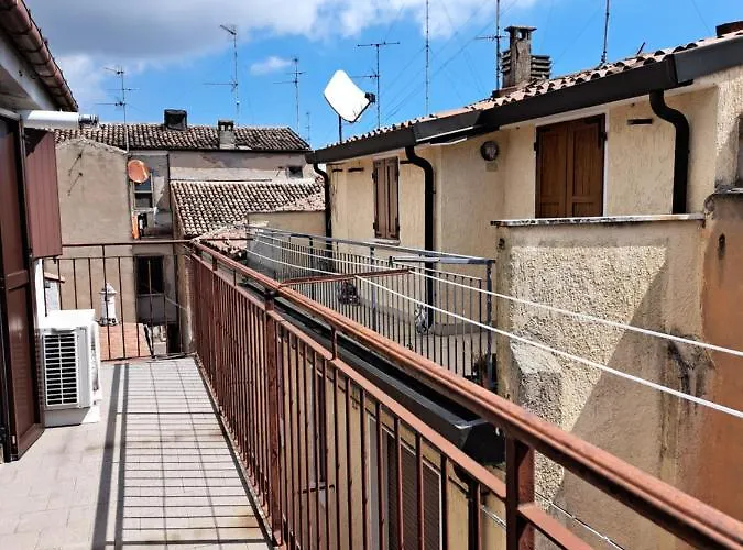 La Casina Da Semmy 코마키오