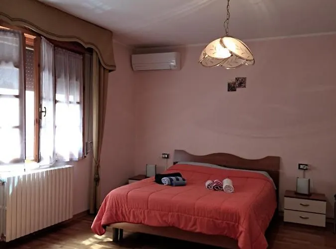 B&B La Casina Da Semmy 코마키오